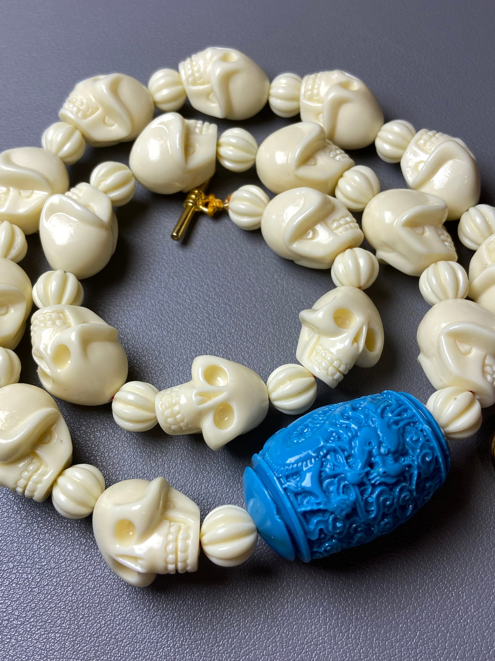 Vintage Celluloid Hand carved Skull Beads Necklace with Turquoise Dragon Amulet Pendant - 8