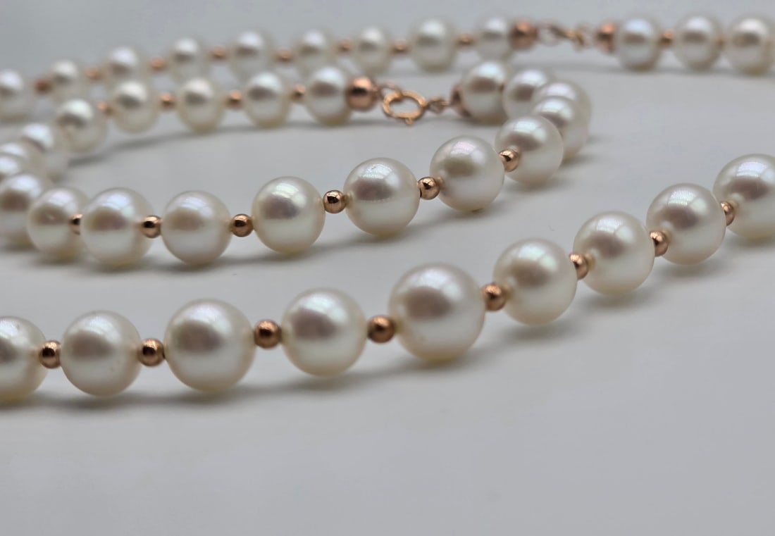 Set consisting of: Akoya pearl necklace with 18kt rose gold beads 18kt rose gold clasp - 4