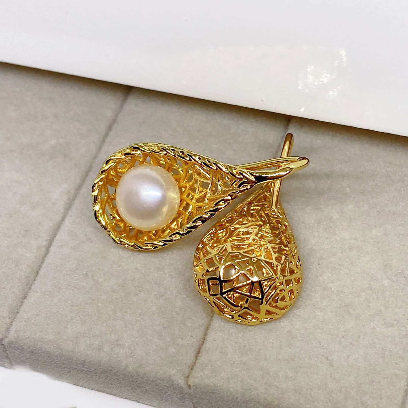 Freshwater cultured pearls Bird's Nest designed silver earrings - 6