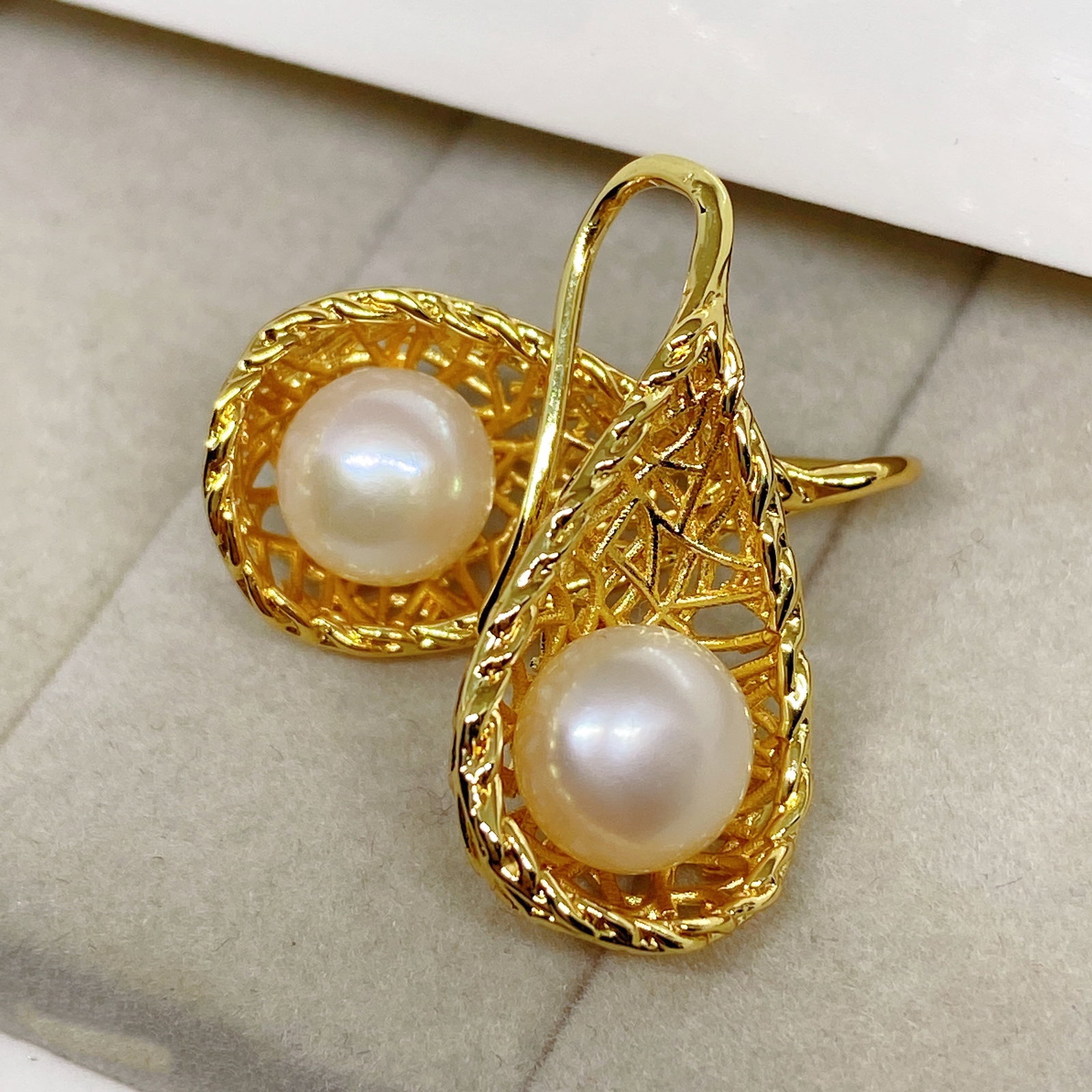 Freshwater cultured pearls Bird's Nest designed silver earrings - 7