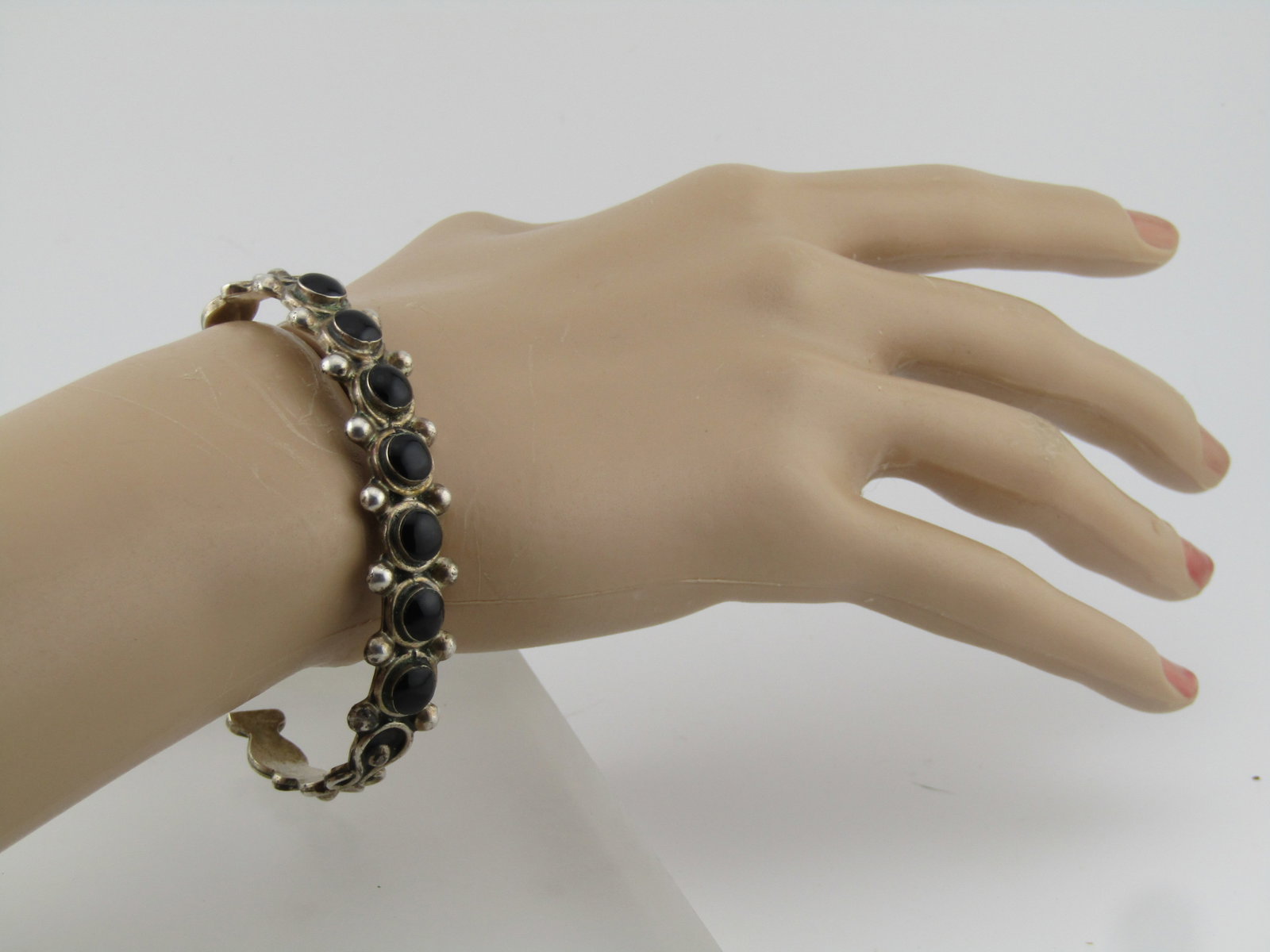 Vintage Sterling Mexico Black Obsidian Cuff Bracelet, Unisex, 7" 1960's-1970's - 6
