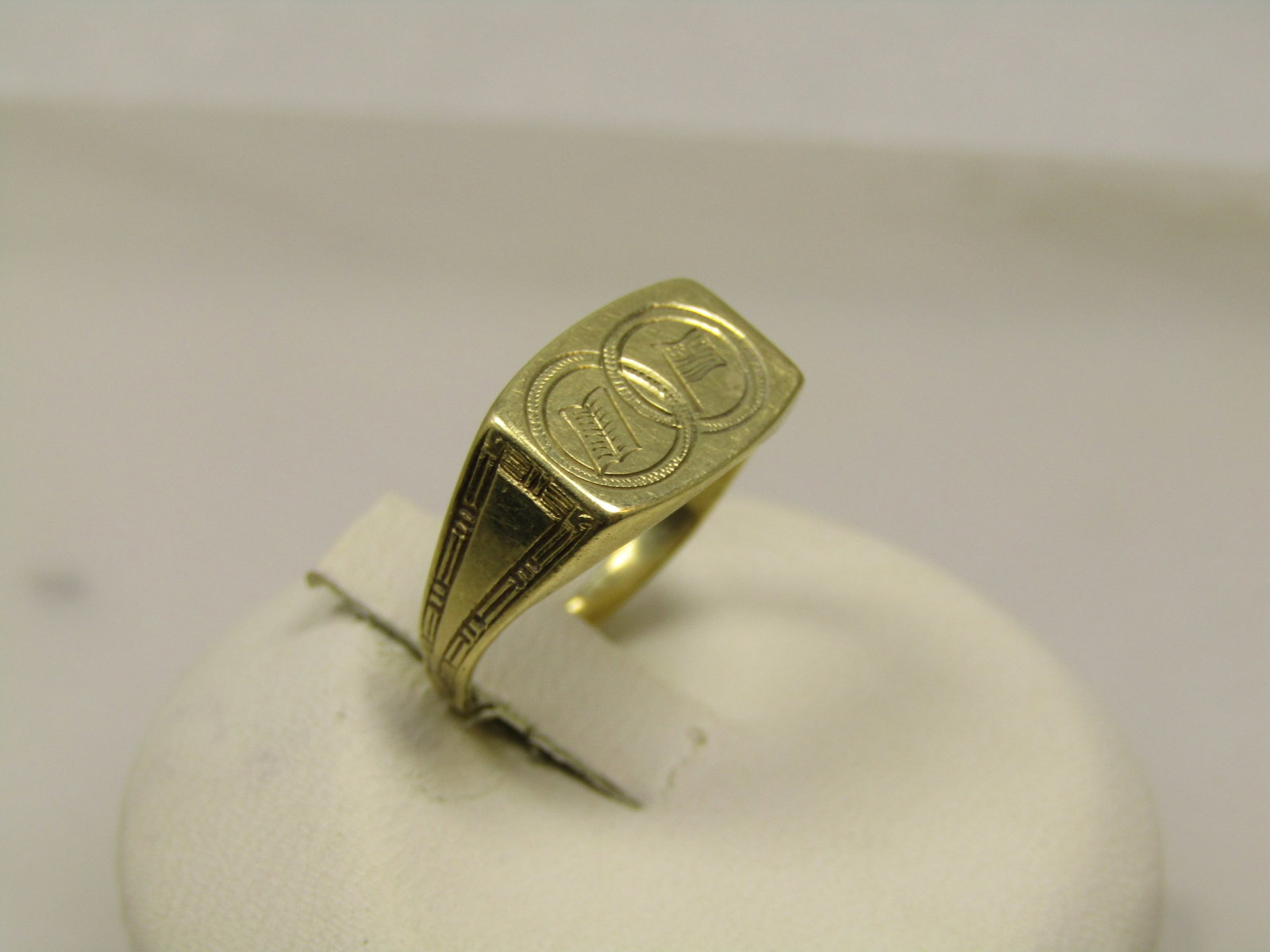 Antique10kt Signet Ring, Open Book/Flag Image in Circles, Sz. 4.5, Signed A*, Early 1900's - 2