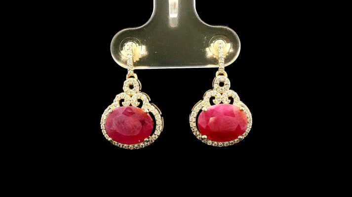 5.39 Ct Oval Ruby 9K Gold Earrings - 5
