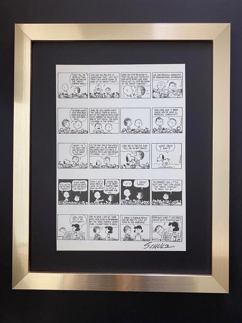 CHARLES SCHULZ + Signed Vintage 1968 Peanuts SNOOPY Cartoon + New Frame: WE HAVE FOR SALE TODAY THIS BEAUTIFUL VINTAGE 1968 OFFSET LITHOGRAPH AFTER CHARLES M. SCHULTZ " PEANUTS CARTOON " FACSIMILE SIGNED IN INK ART PRINT IS ABOUT 11.2 X 8.4IN THIS ART PRINT IS MOUNTED ON