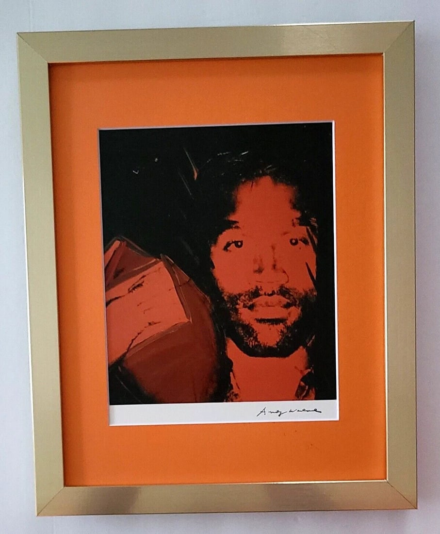 Andy Warhol 1980s OJ Simpson Signed Pop Art Print for Collectors Ready to Hang: This is an Awesome and Scarce 1980's Print after Andy Warhol FACSIMILE SIGNATURE IN INK " OJ SIMPSON " from - His Portraits Collection- Matted and Framed Golden Frame Covers an area of 15 x 12in.