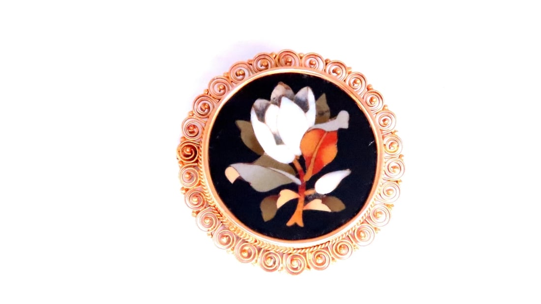 Vintage Pietra Dura Inlay Mosaic Flower Pin 18kt 12404**: Title: Vintage Pietra Dura Inlay Mosaic Flower Pin 18kt 12404** Description: Vintage Pietra Dura Inlay Mosaic Flower Pin 18kt 12404 $1,500.00 PRODUCT DESCRIPTION 31mm Pietra Dura Inlay Flower Pin 18kt