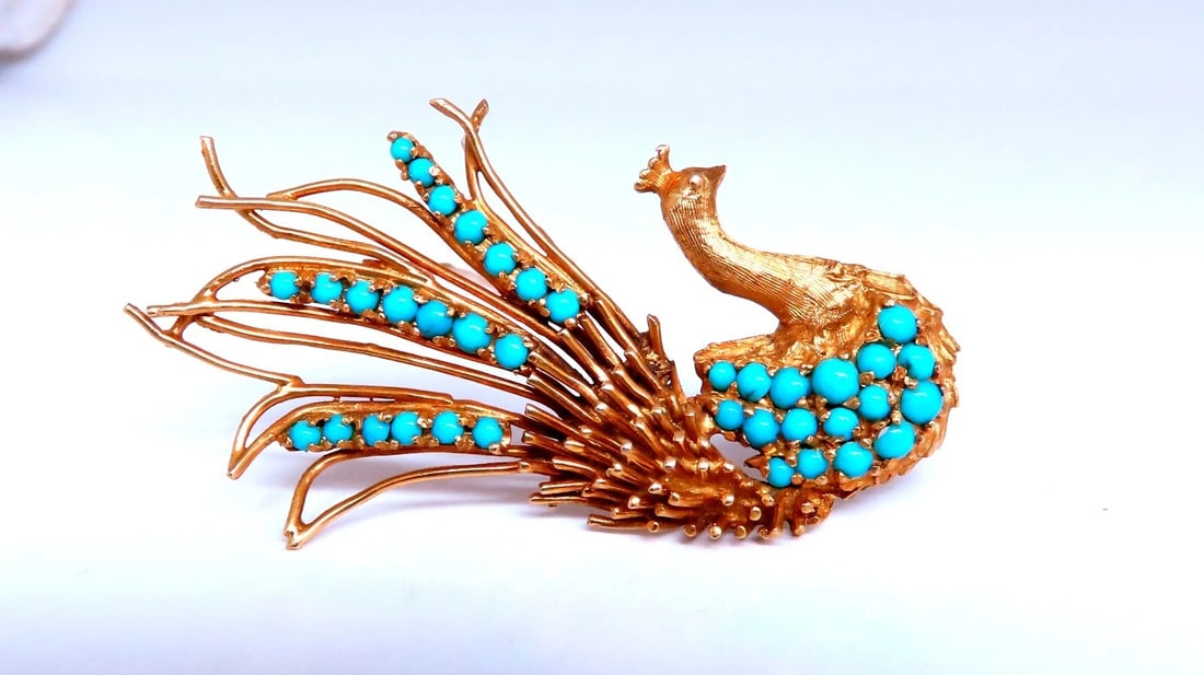 18kt Gold Natural Turquoise Peacock Pin Vintage**: Title: 18kt Gold Natural Turquoise Peacock Pin Vintage** Description: Vintage Turquoise Pin Very Well Made 2.2 x 1 inch 18kt. yellow gold 11.8 Grams. All Items come with a Free White ribbon gift box. 