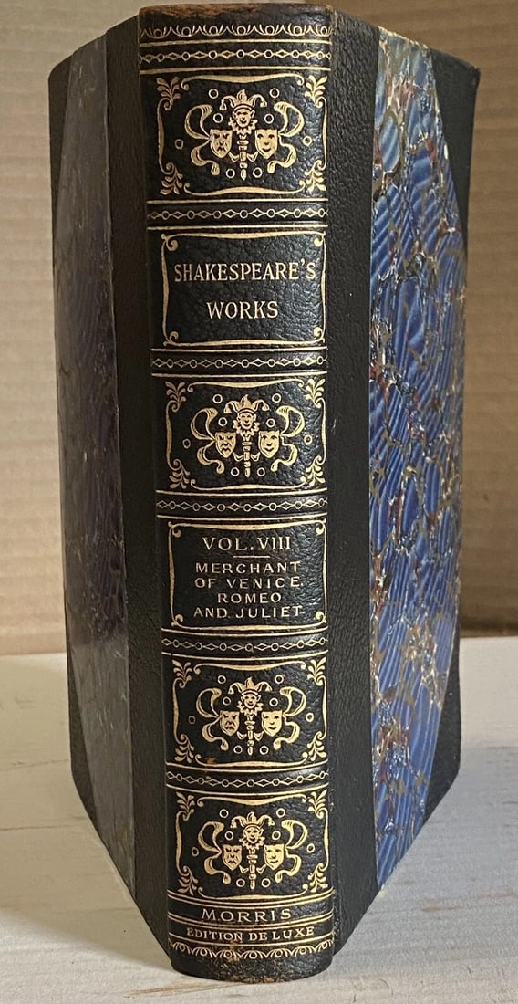 Shakespeare’s Works Elgin Ed. Deluxe Vol. VIII 1901 Romeo Juliet/Merchant Venice: The is a rare antique deluxe Elgin edition illustrated book. Shakespeare's Works Elgin Ed. Deluxe Vol. VIII 1901 Romeo and Juliet/Merchant Venice. It was published by John D. Morris & Company in Phila