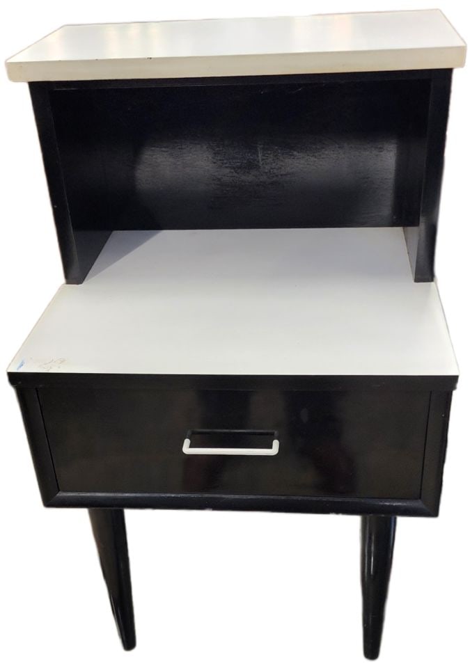 Pair of American of Martinsville mid-century modern end tables w/striking black & white design. 70s - 7
