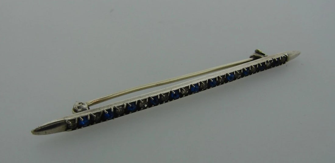 c.1930 STERLING SILVER BAR PIN RHYNESTONE WHITE & BLUE STAMPED BROOCH - 2