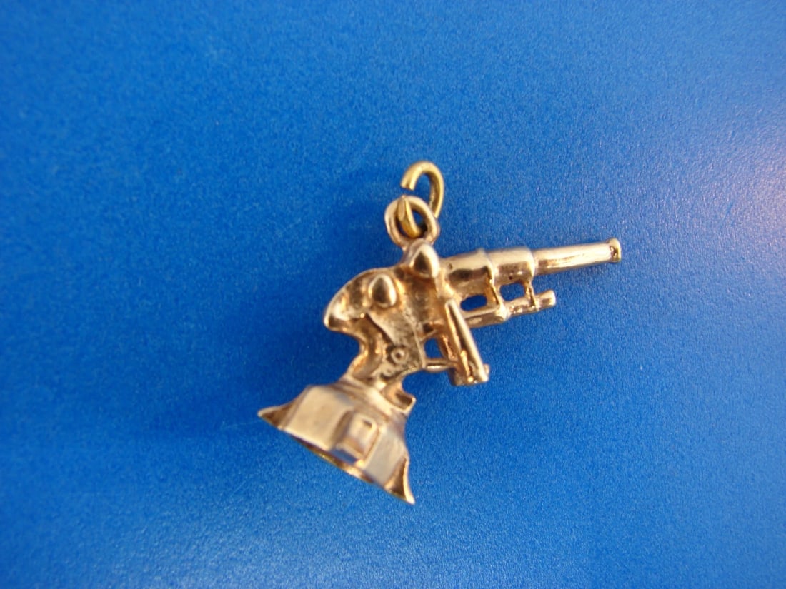 CUTE 10k Rose Gold Gun Charm Pendant - 2