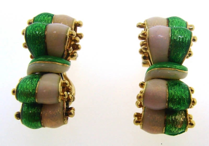 ADORABLE Tiffany&Co. Enamel and 18k Gold Bow Earrings - 2