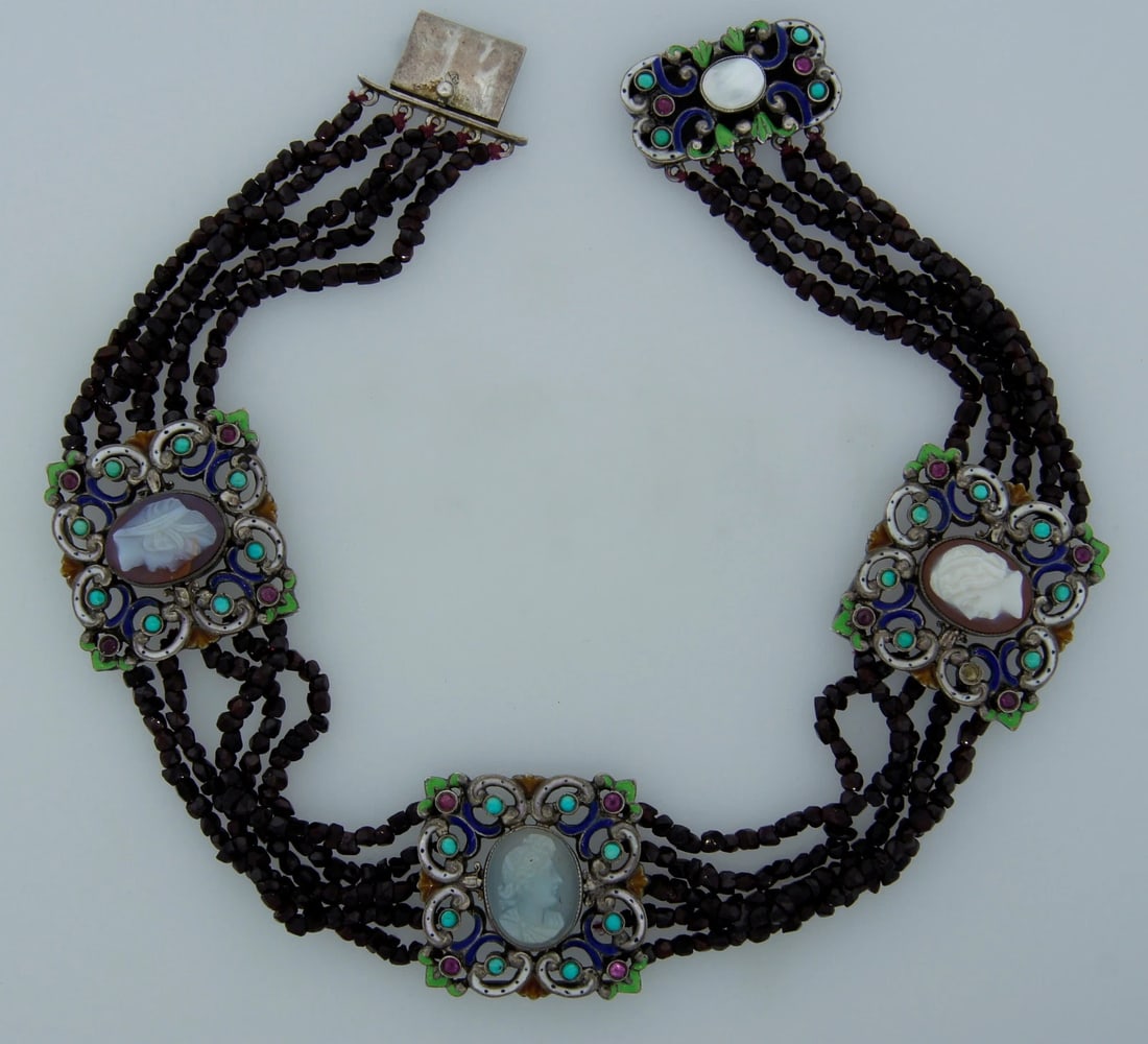 Antique 3 CAMEO MEDALLIONS on 5-STRAND GARNET BEAD CHOKER NECKLACE - Rare! Chic! - 3
