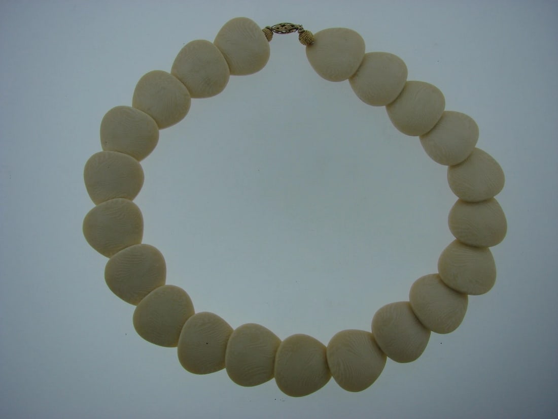 CARVED LARGE BEAD STRAND NECKLACE STYLISH MUST HAVE - 2