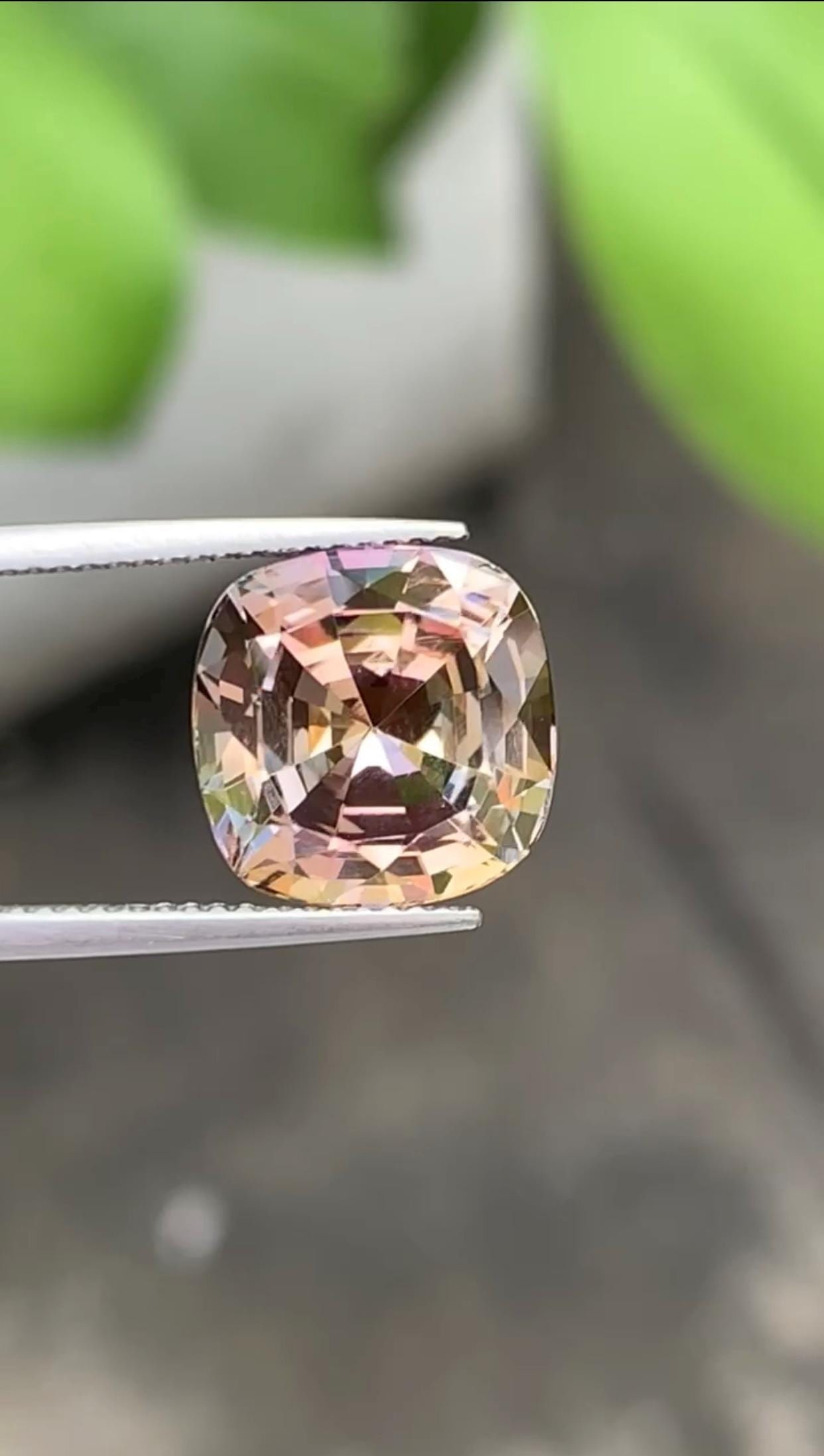 Untreated Zoisite Gemstone: 8.76 Carat Square Cushion Tanzanite: Highlights Supplies for making crafts Materials: Gemstone: Tanzanite Carat weight: 8.76 - Gemstone Type: Natural Zoisite (Tanzanite) - Color: Mainly brownish with a mix of blue and violet undertones -