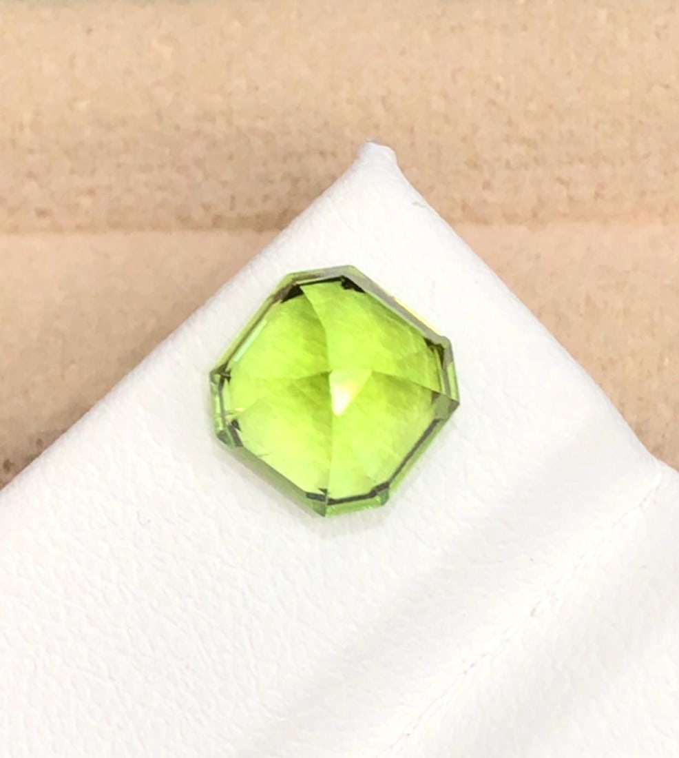 Apple Green Peridot Asscher Cut Gemstone From Sapat Valley , 3.25 Carat - 2