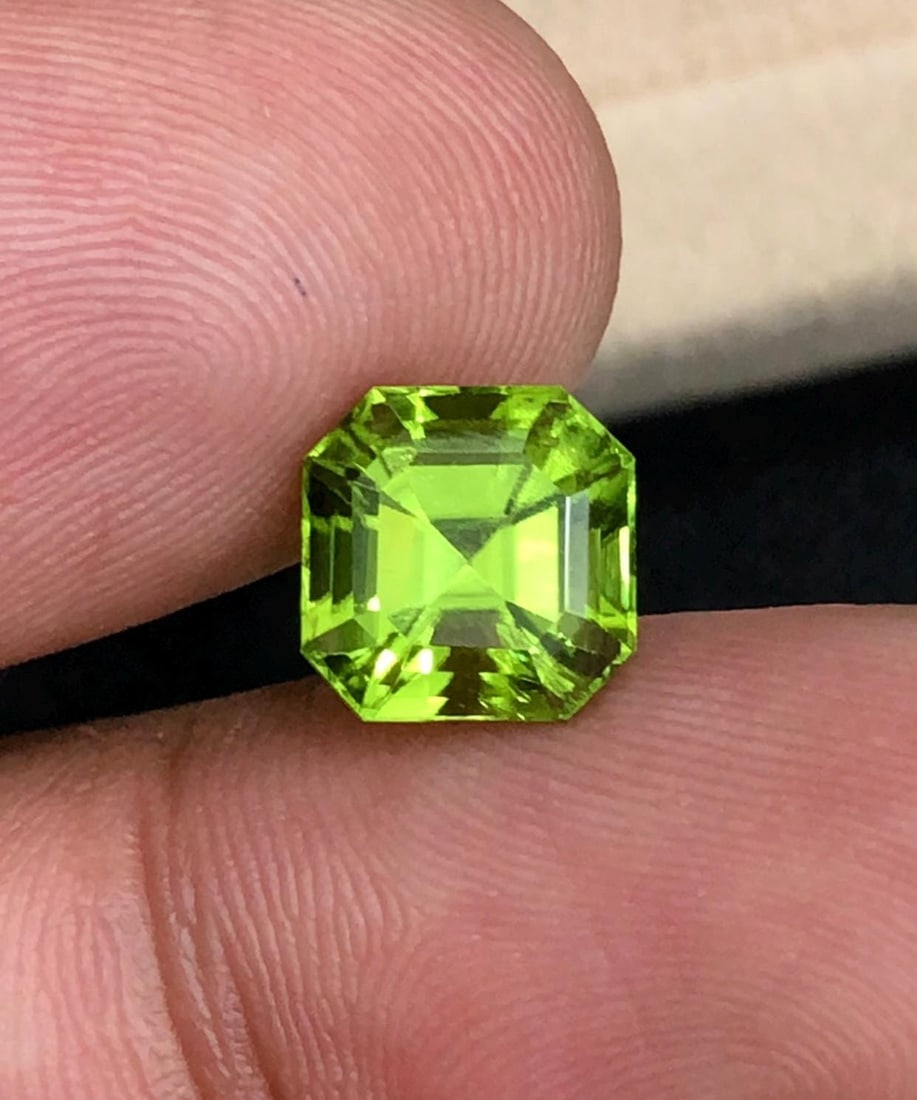 Apple Green Peridot Asscher Cut Gemstone From Sapat Valley , 3.25 Carat - 3