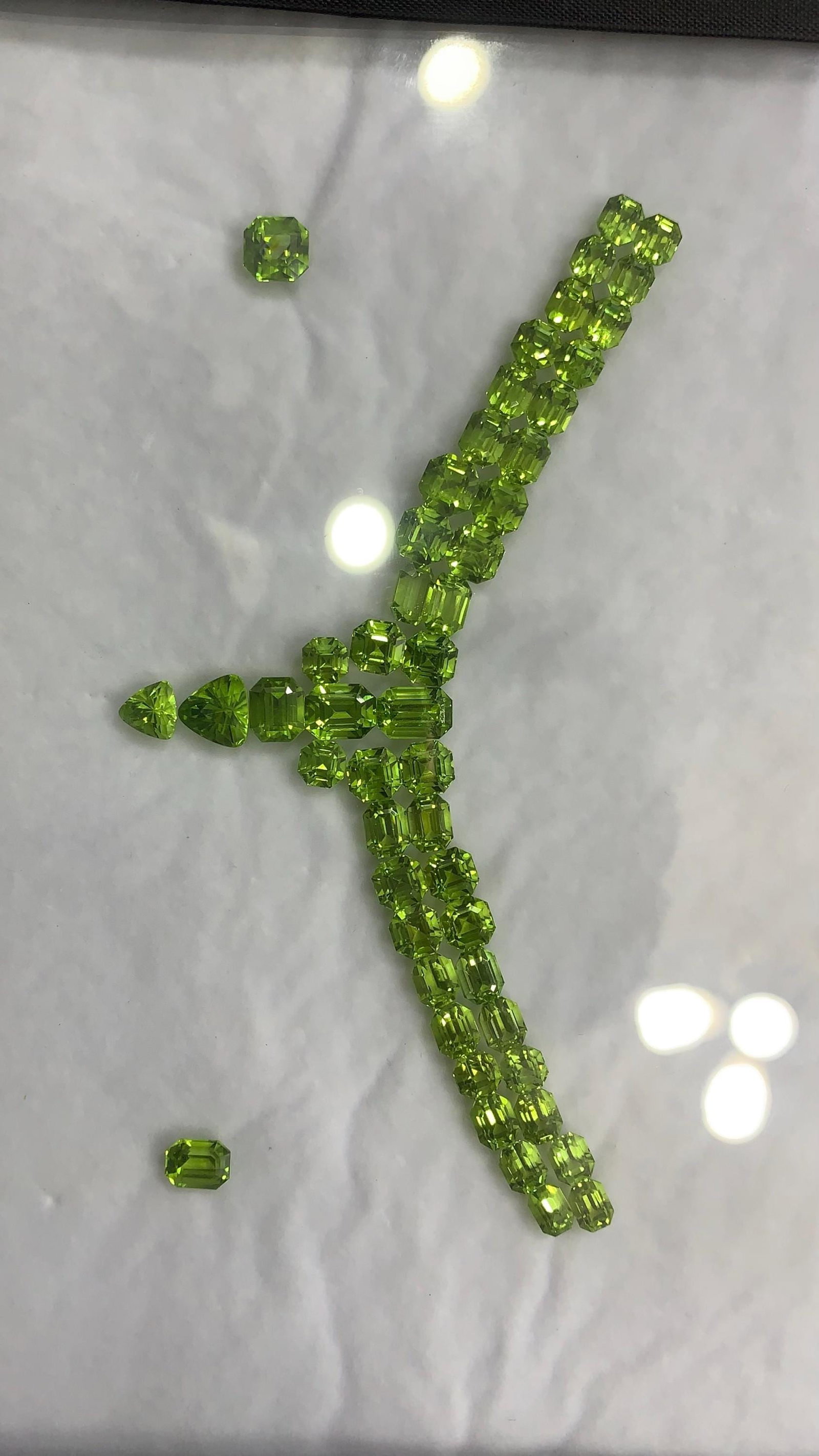 85 Carat Apple Green Peridot Jewelry Layout, Loose Gemstones - 8