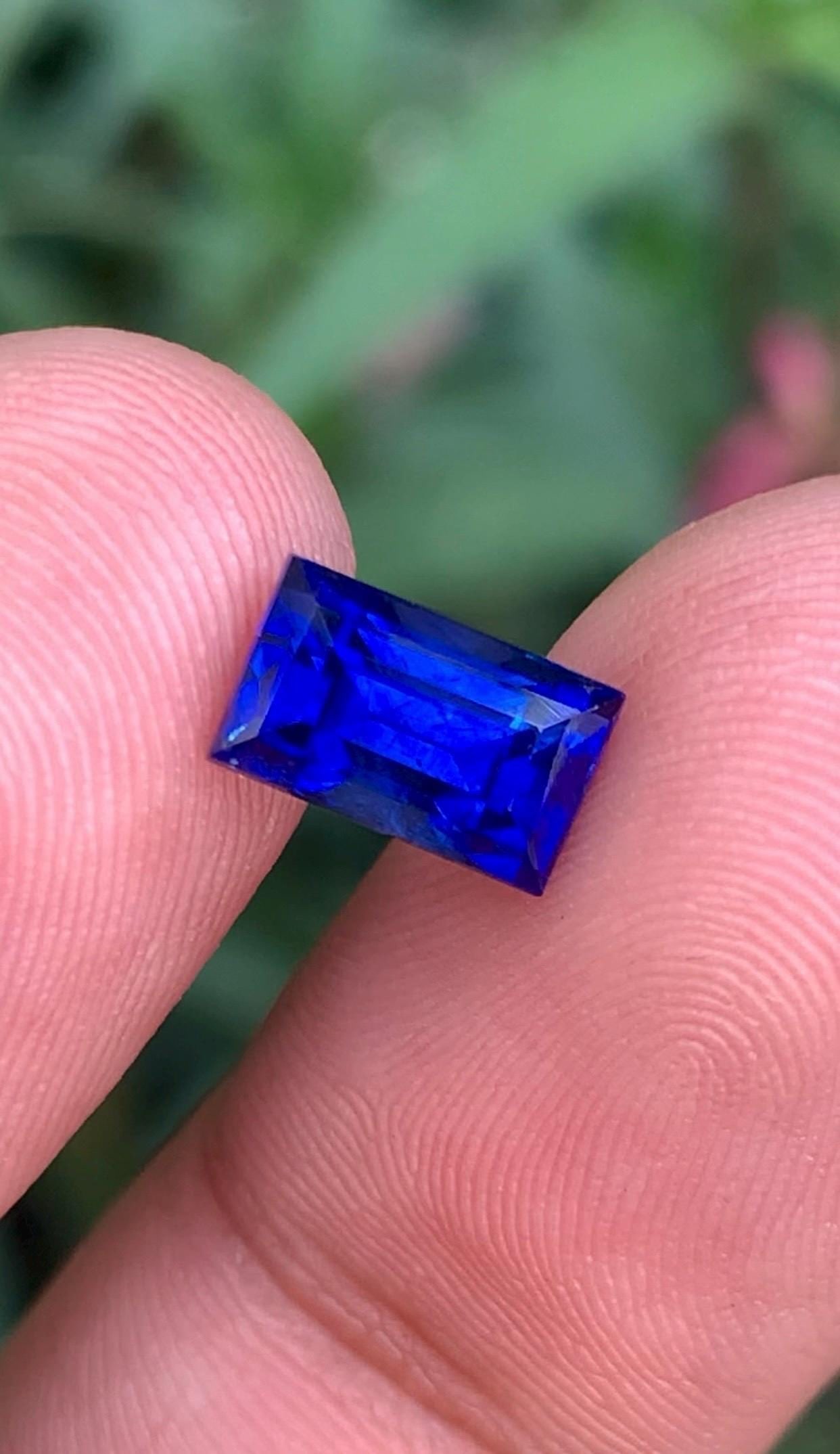 2.24 Carat Heated Royal Blue Sapphire Gemstone From Srilanka - 2
