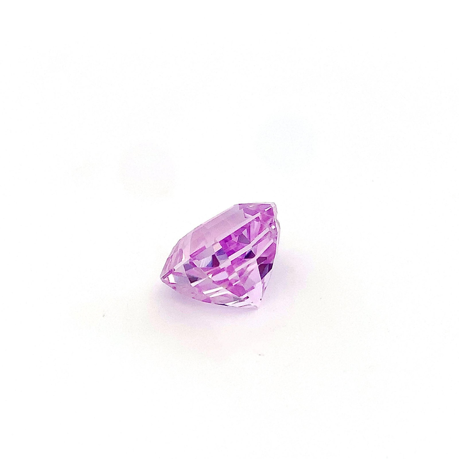 Ring Size Kunzite Top Pink Asscher Cut Gemstone From Afghanistan - 23.20 Carat: Highlights Supplies for making crafts Materials: Gemstone: Kunzite Carat weight: 76.35 Specifications: * Weight : 23.20 Carat * Dimensions : 15.4*15.3*12.9 mm * Shape : Asscher * Color : Pink * Origin