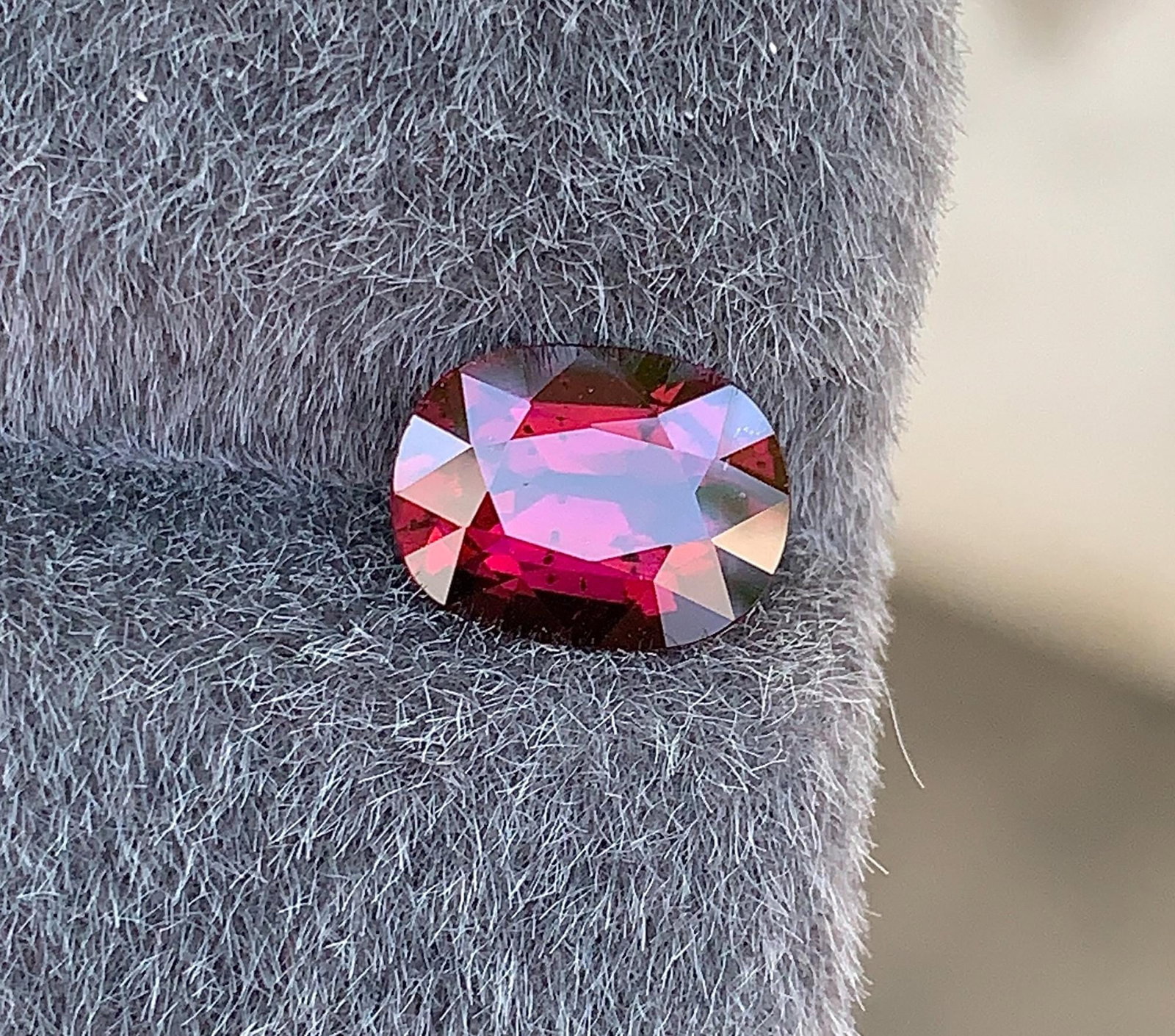 Tanzania Natural Pinkish Red Garnet Gemstone: 2.75 Carat Faceted For Ring - 3