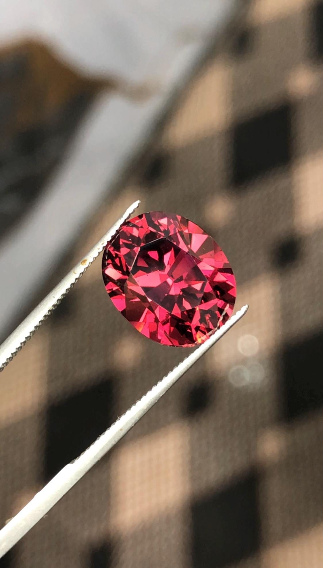 Raspberry Pink Garnet Gemstone, Brilliant Oval Cut Sparkly Garnet From Tanzania, 9.20 Carat - 3