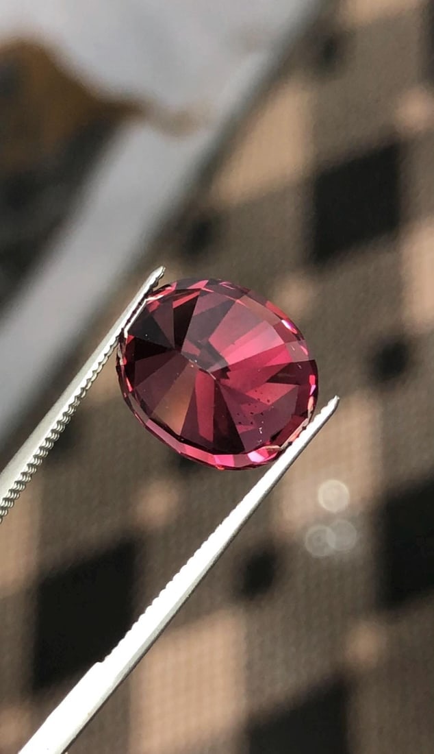 Raspberry Pink Garnet Gemstone, Brilliant Oval Cut Sparkly Garnet From Tanzania, 9.20 Carat - 7