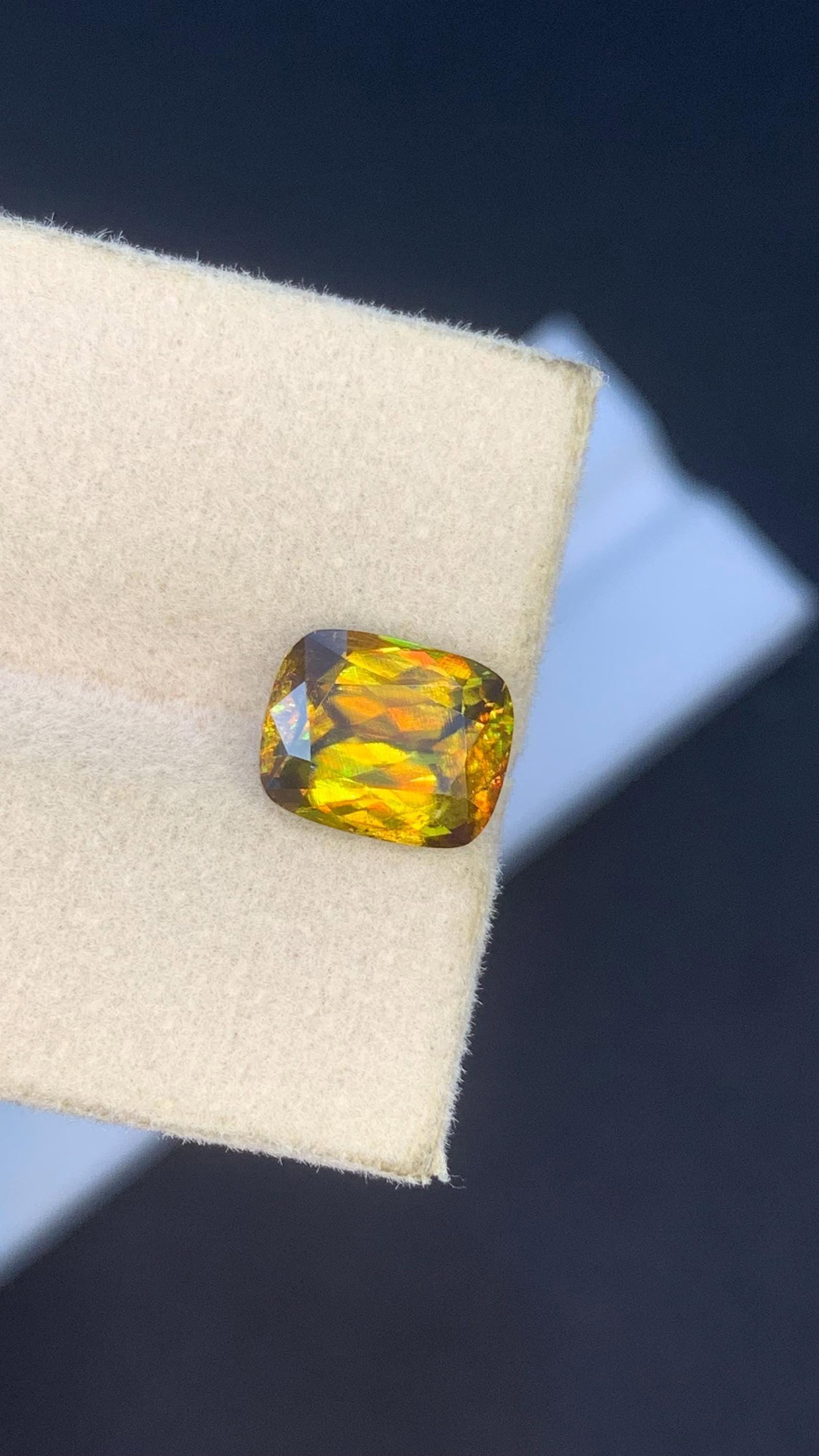 Jewellery Size Natural Sparkling Full Fire Sphene Titanite Loose Gemstone , 3.50 Carat - 6