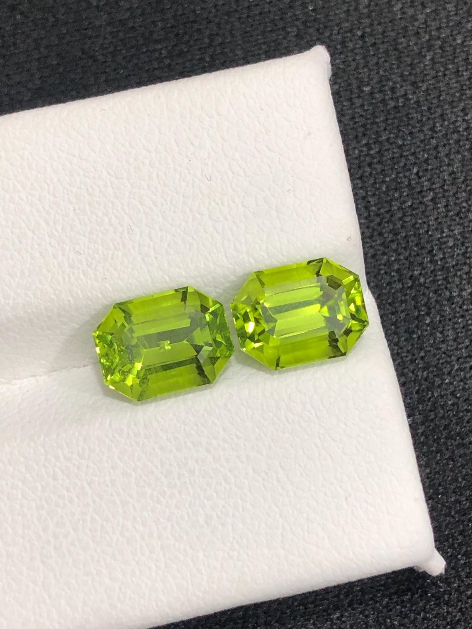 Calibrated Pair Of Natural Peridot Gemstone, Emerald Cut Green Peridot Earrings, 4.90 Carat - 11