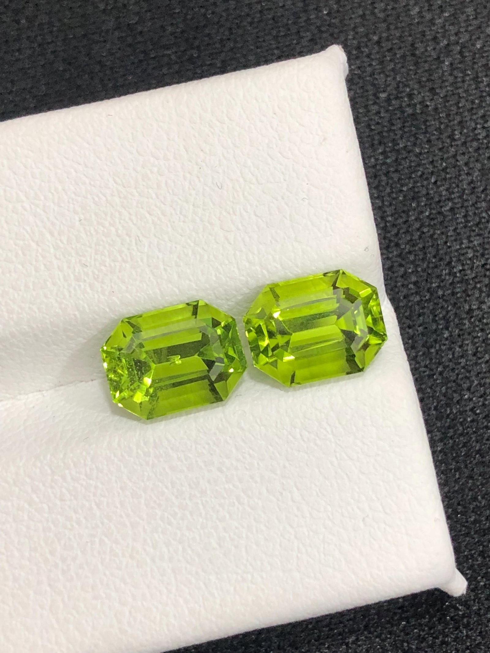 Calibrated Pair Of Natural Peridot Gemstone, Emerald Cut Green Peridot Earrings, 4.90 Carat - 13
