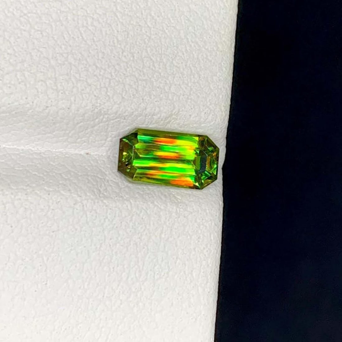Green Sphene Gemstone: Natural Titanite Round Cut, June Birthstone - 4