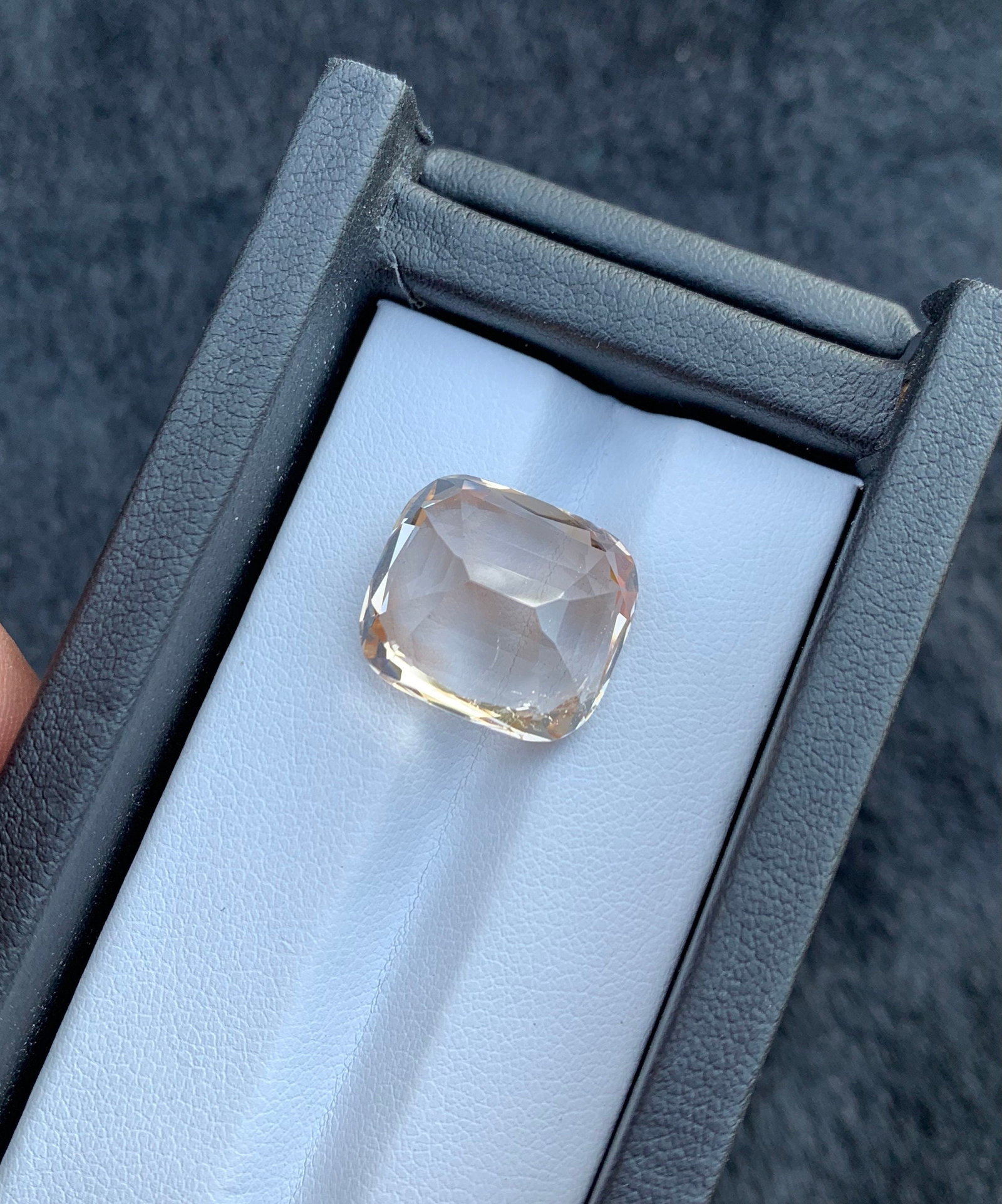 24.70Ct Sherry Topaz Gemstone: Faceted Cushion Cut - 8