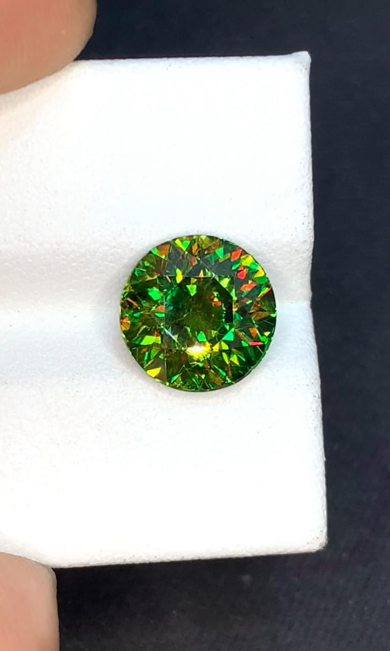 Natural Chrome Green Sphene Gemstone, Brilliant Round Cut, Skardu Origin, 3.90 Carat - 6