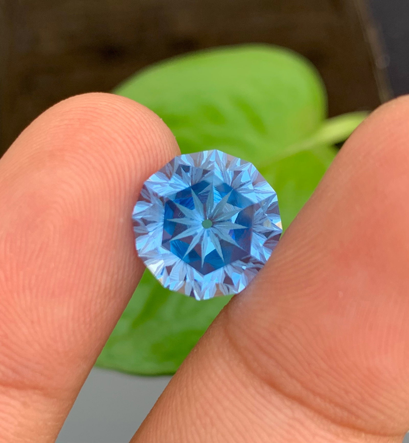 Swiss Blue Topaz Gemstone: 10.80 Carat Flower Cut Loose Stone (1 of 4)
