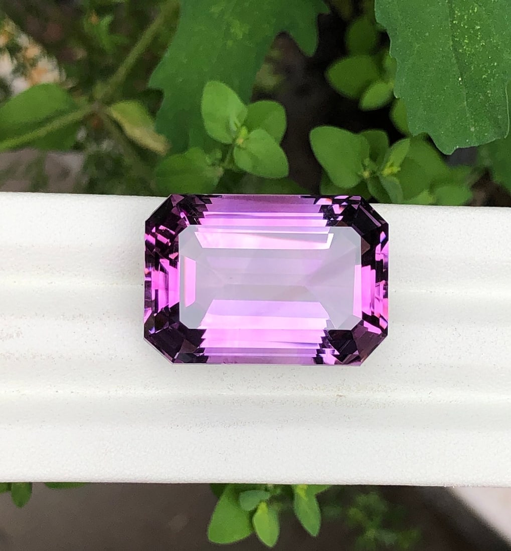 56 Cts Natural Amethyst Gemstone: Emerald Cut, Purple Quartz - 3