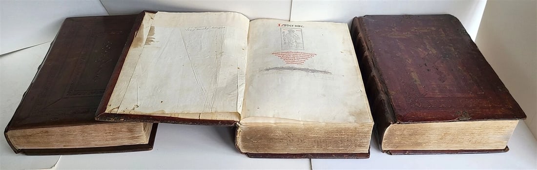 1495 INCUNABULA BIBLE 3 FOLIO VOLUMES COMPLETE antique ILLUSTRATED BIBLIA LATINA: Title: 1495 INCUNABULA BIBLE 3 FOLIO VOLUMES COMPLETE antique ILLUSTRATED BIBLIA LATINA Description: BIBLIA LATINA CUM GLOSSA ORDINARIA WALAFRIDI STRABONIS ALIORUMQUE ET INTERLINEARI ANSELMI LAUDUNENS