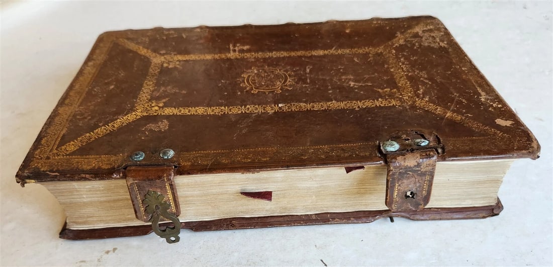 1743 MISSALE ROMANUM antique NICELY DECORATED FOLIO illustrated - 8