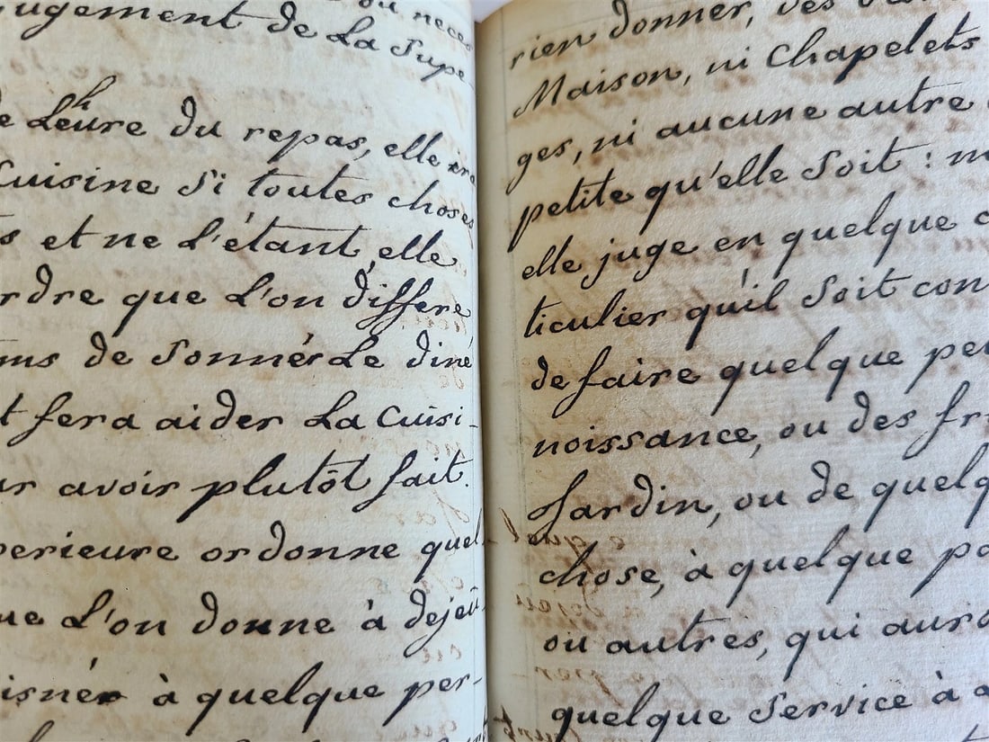 19th CENTURY FRENCH MANUSCRIPT BOOK antique De nos saintes constitutions 330 pp - 7