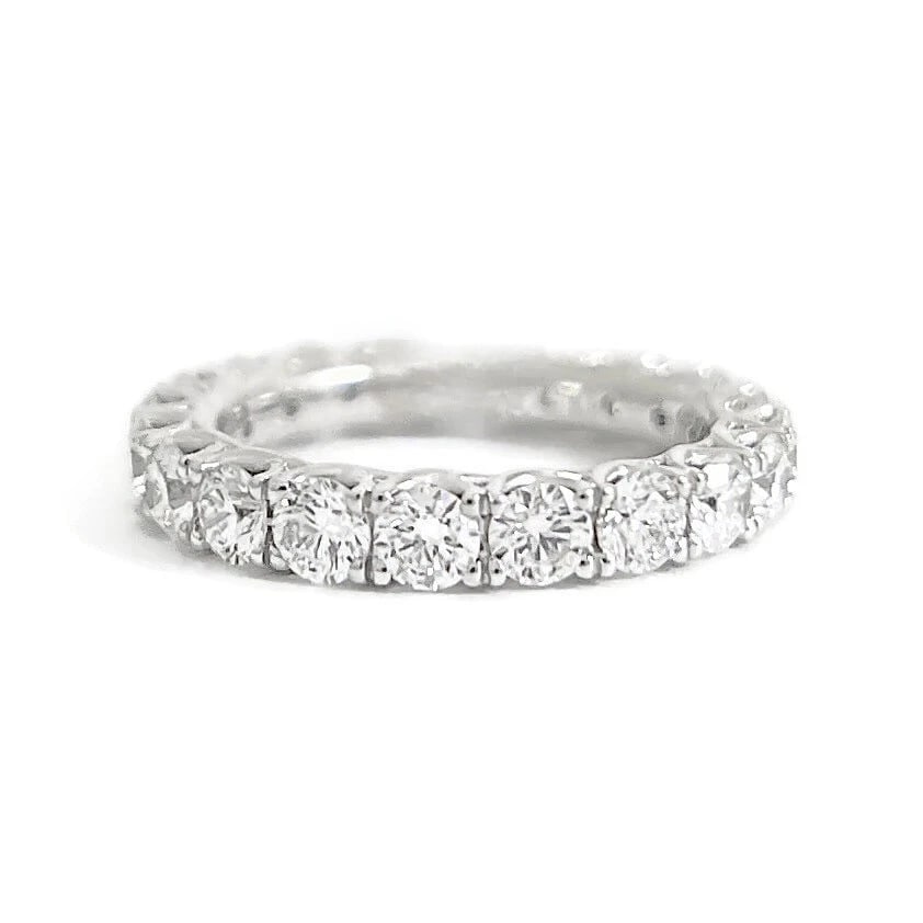 Round Diamond Eternity Ring Wedding Band Platinum, Size 3.5, 1.74 CTW: Round Diamond Eternity Ring Wedding Band Platinum, Size 3.5, 1.74 CTW This is a lovely wedding band ring. Don't hesitate to ask any questions! Diamonds: 20 round brilliant cuts 1.74 ctw; E-F, VS2 Meta