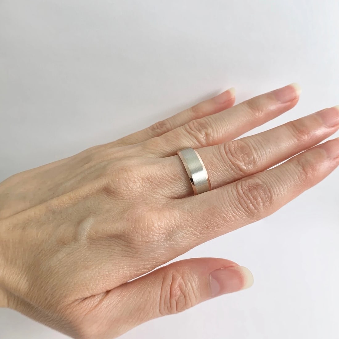 Men's Two-Tone Wedding Band Ring 14K Pink Rose White Gold, Size 9.25, 9.78 Grams - 4