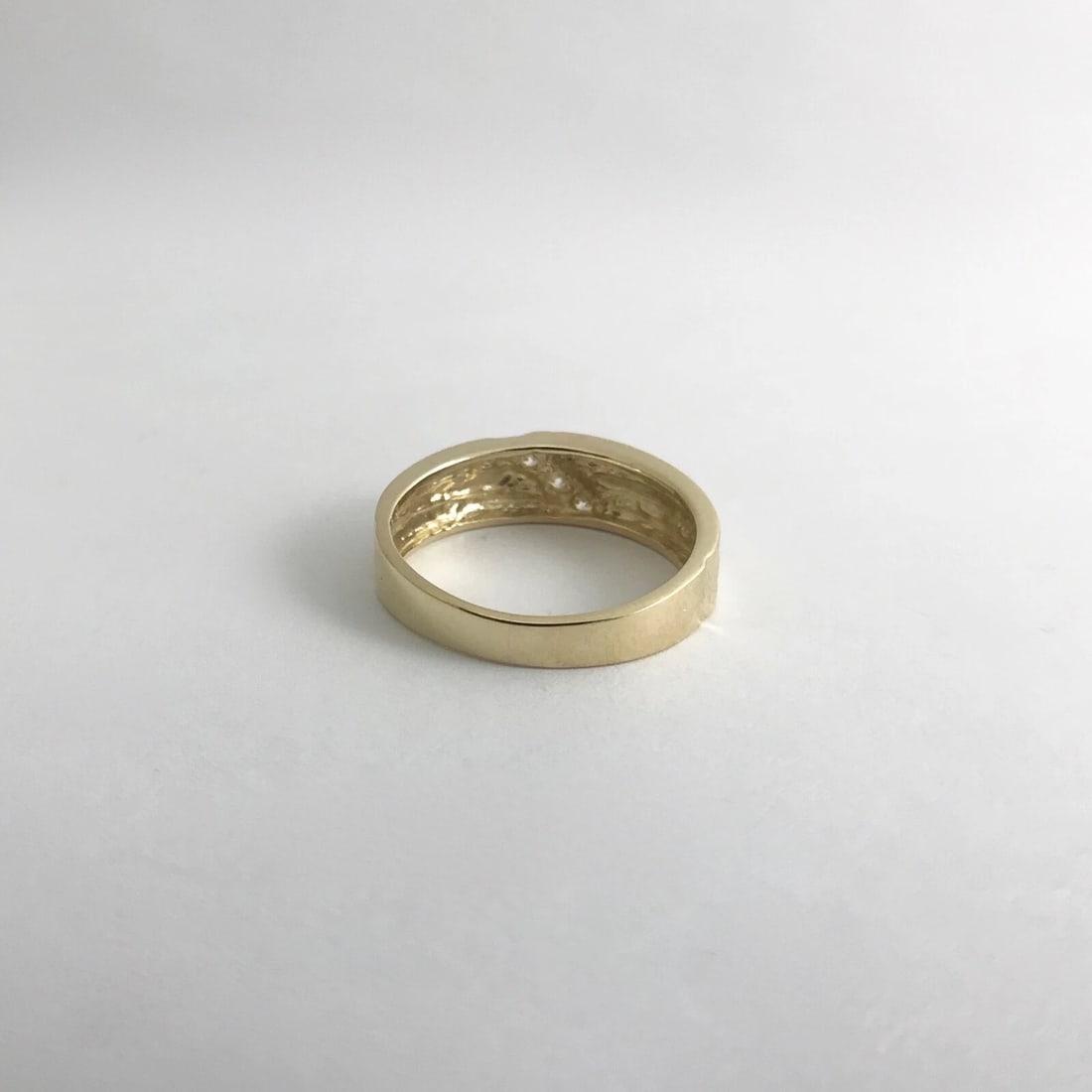 Men's 3-Stone CZ Cubic Zirconia Wedding Band Ring 14K Yellow Gold, 3.89 Grams - 10