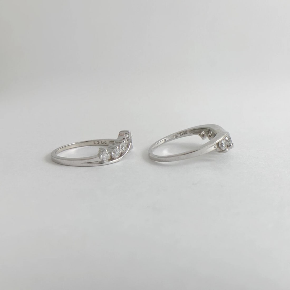 CZ Cubic Zirconia Curved Matching Wedding Band Ring Set 14K White Gold, 3.65 Gr - 9