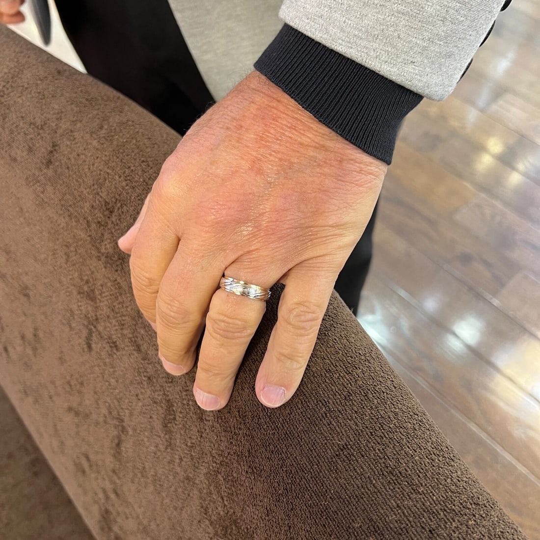 Men's Two-Tone Etched Wedding Band Ring 14K White Yellow Gold, Size 10.5, 5.8 mm - 2