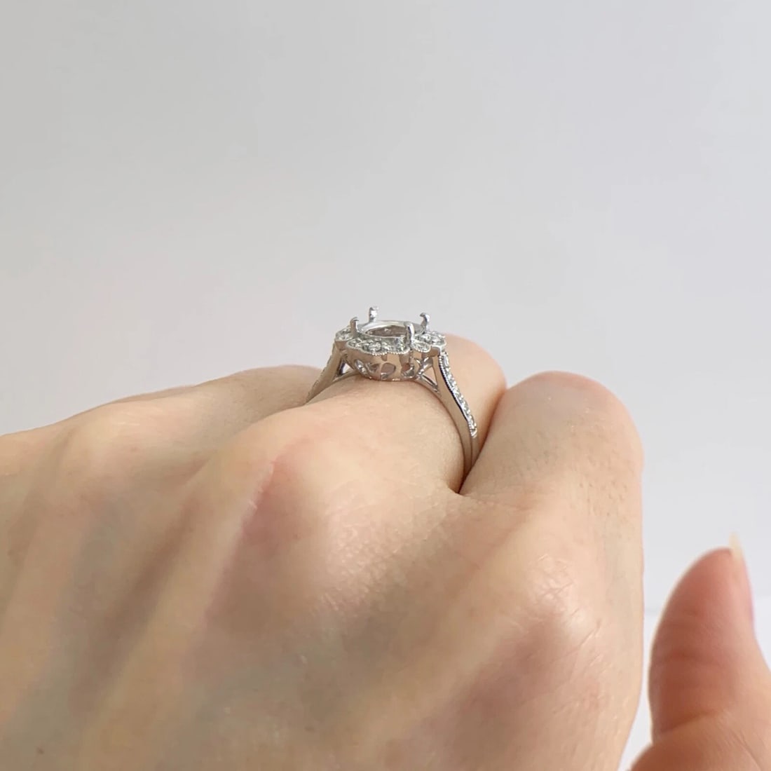 Oval Milgrain Halo Diamond Platinum Engagement Ring Setting Mounting, 5.15 Grams - 5