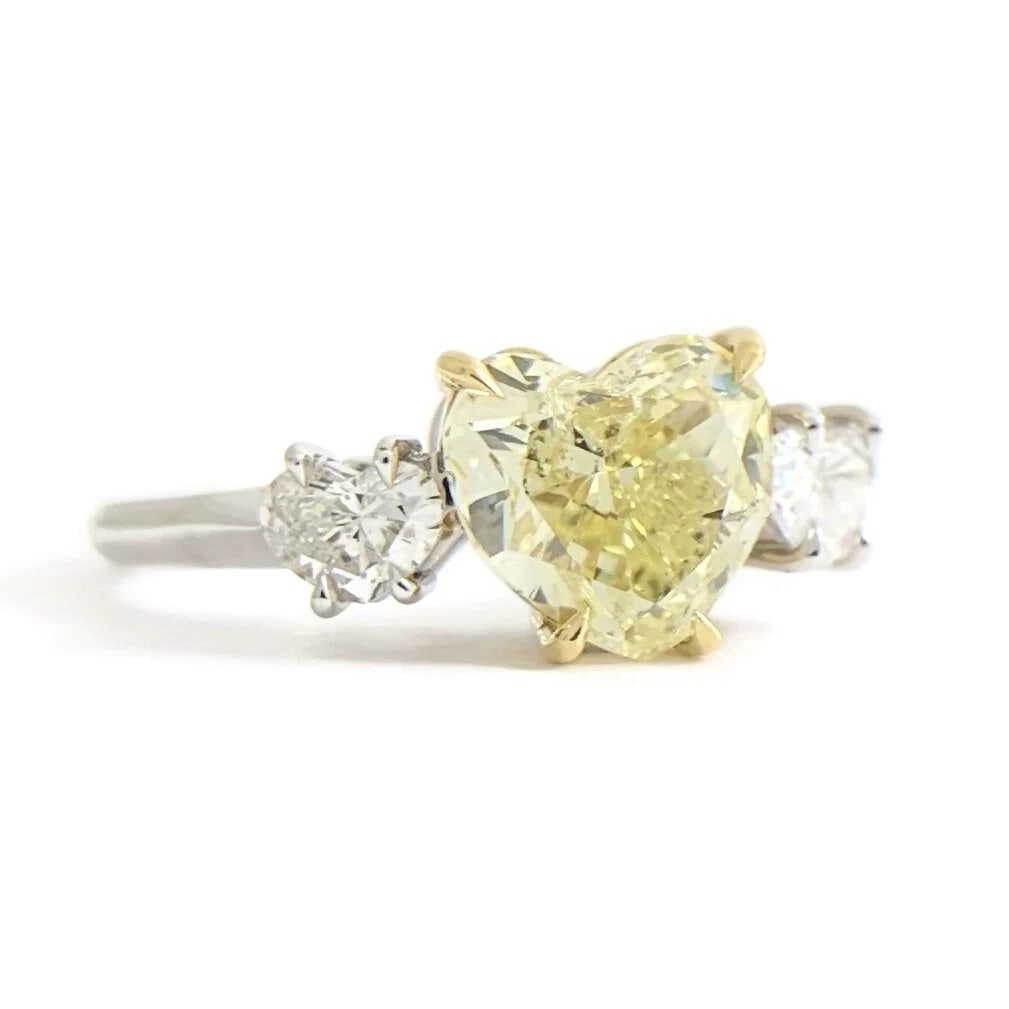 GIA 3-Stone Yellow Heart Diamond Engagement Ring 18K White Gold 1.91 CTW: GIA 3-Stone Yellow Heart Diamond Engagement Ring 18K White Gold 1.91 CTW This is a gorgeous diamond engagement ring! Please let us know if you have any questions! Diamonds: 1.91 ctw; 1 heart 1.61 ct, 