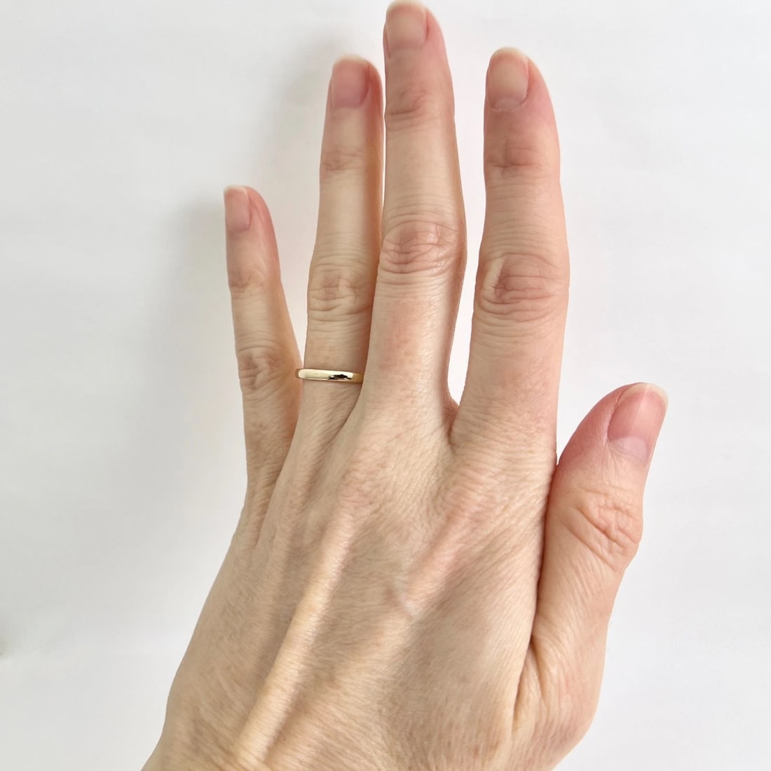 Thin Plain Classic Wedding Band Ring 18K Yellow Gold, Size 7.25, 2.1 mm - 3