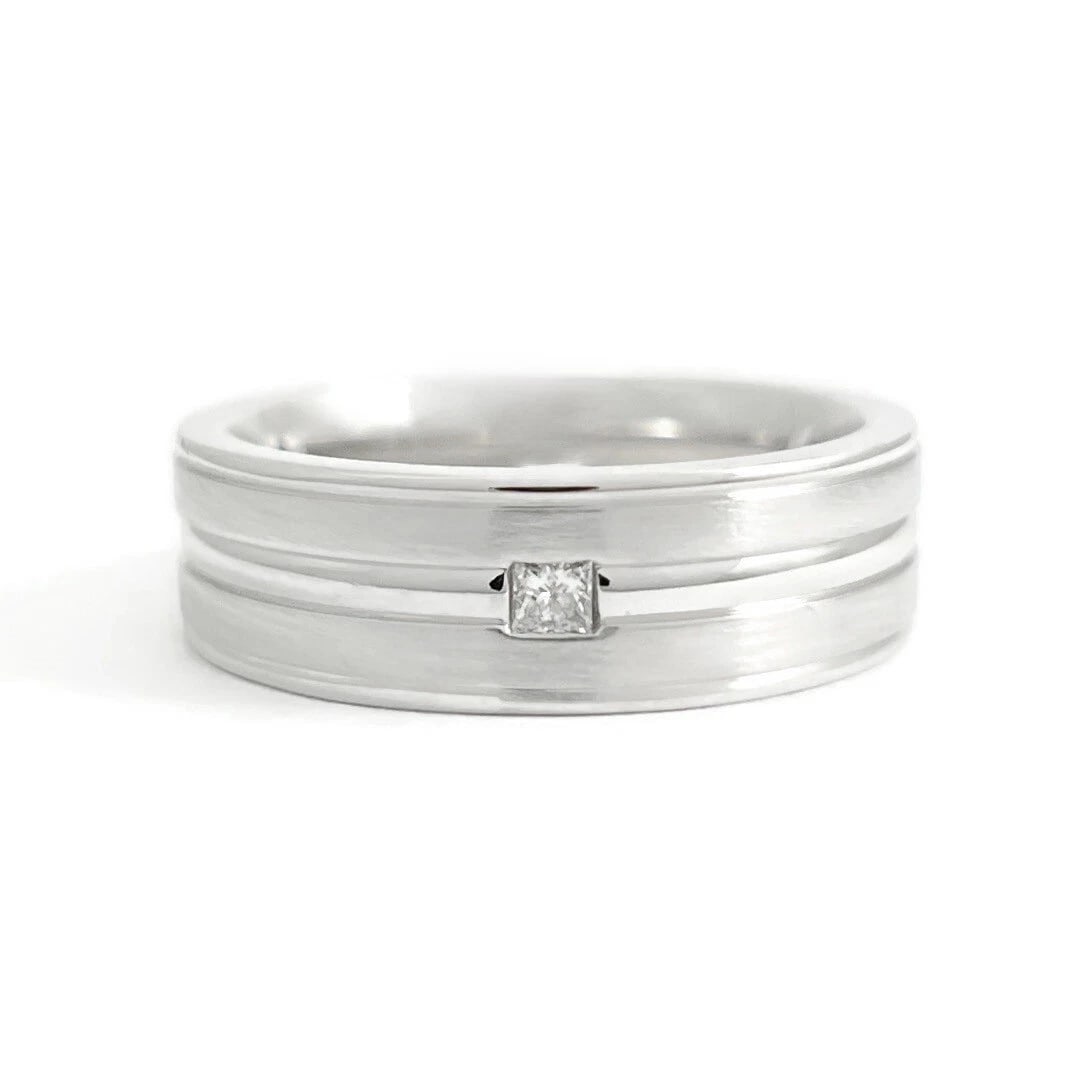 Men's Wide Princess Cut Diamond Groove Wedding Band Ring 14K White Gold, .05 CTW: Men's Wide Princess Cut Diamond Groove Wedding Band Ring 14K White Gold, .05 CTW This is a stylish men's diamond wedding band. Please let us know if you have any questions. Diamond: 1 round brilliant