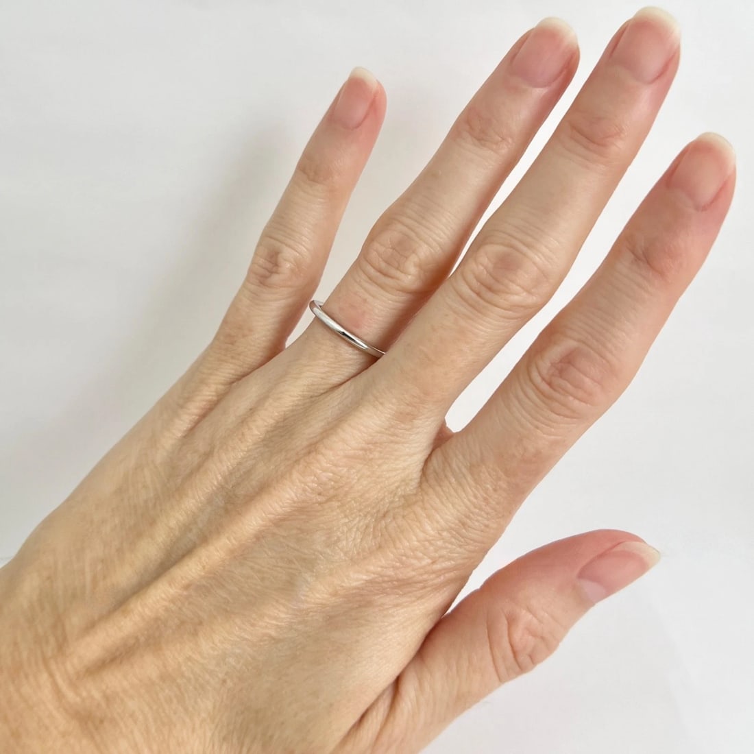 Plain Classic Rounded Wedding Band Ring 14K White Gold, Size 5, 1.6 mm - 4