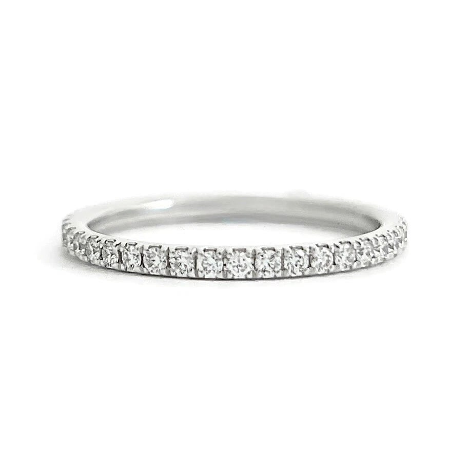 Lab-Created Diamond Eternity Ring Wedding Band 14K White Gold, Size 7.5: Lab-Created Diamond Eternity Ring Wedding Band 14K White Gold, Size 7.5 This is a beautiful ring that can be worn as a statement ring or wedding band! Don't hesitate to ask any questions! Diamonds: