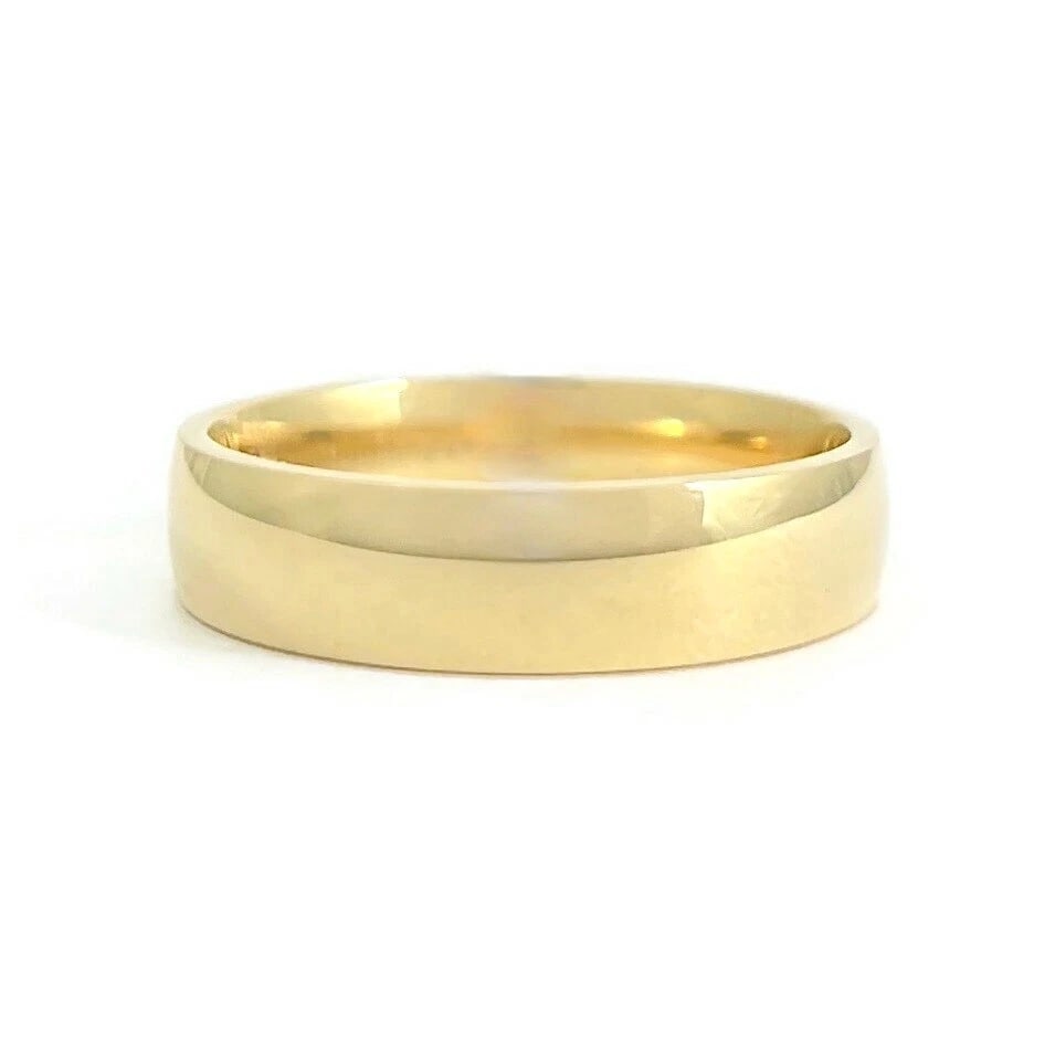 Men's Plain Classic Wedding Band Ring 14K Yellow Gold, Size 8.5, 5 mm: Men's Plain Classic Wedding Band Ring 14K Yellow Gold, Size 8.5, 5 mm This is a classic men's wedding band. Please let us know if you have any questions. Metal: 14K yellow gold Weight: 5.12 grams Stam